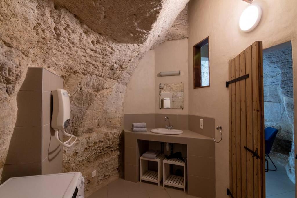 Maison Troglodytique Doue La Fontaine Doué-la-Fontaine Exterior foto