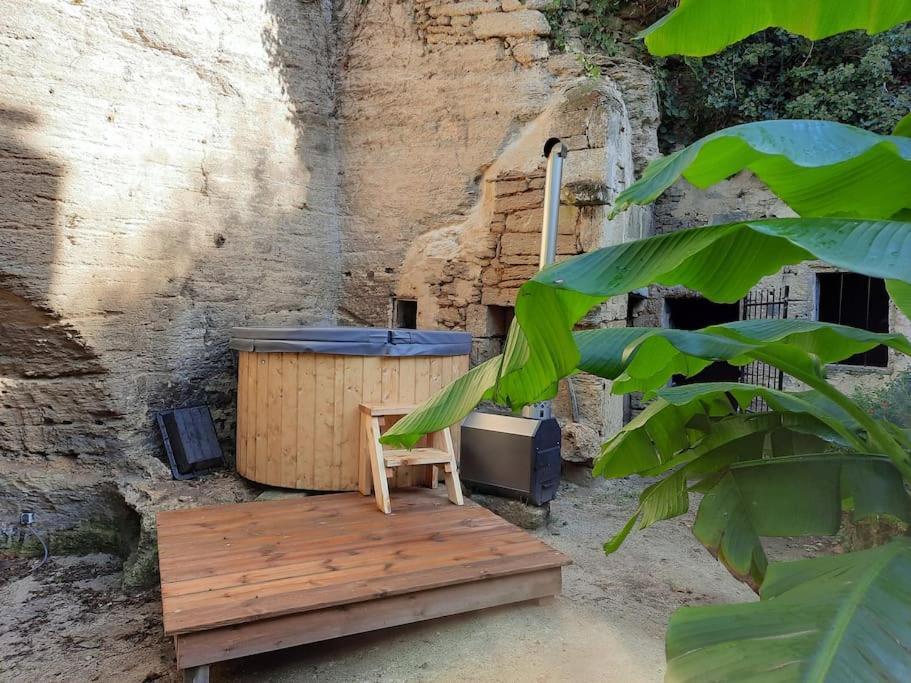 Maison Troglodytique Doue La Fontaine Doué-la-Fontaine Exterior foto